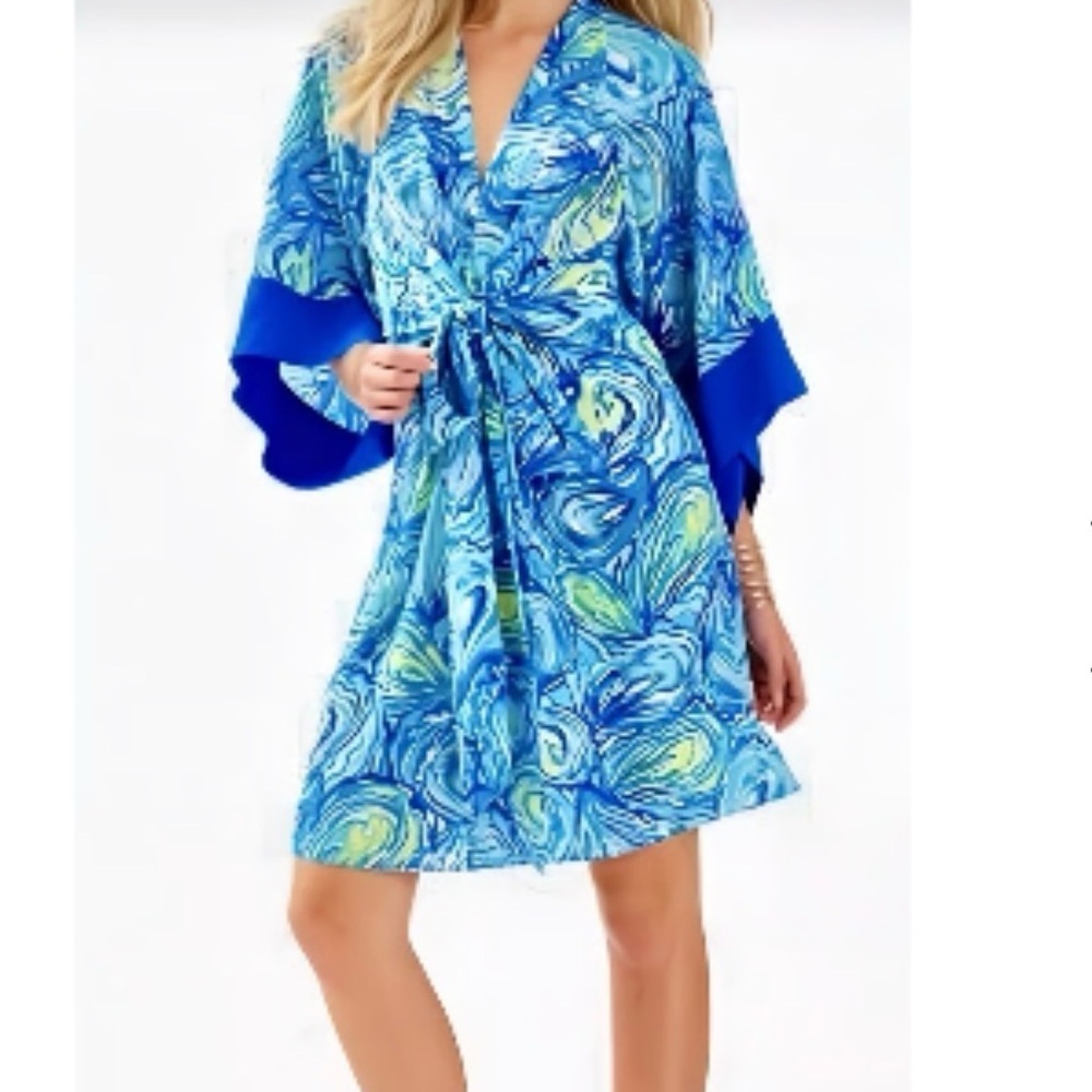 Lilly Pulitzer Blue and Green Patterned Garment